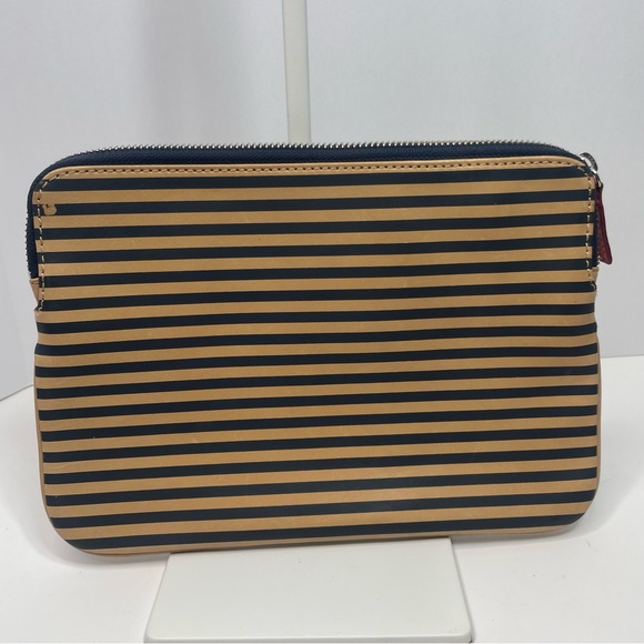 Fossil Small Clutch Bad or Makeup Bag  Purse Insert Coated Canvas Brown Beige - Picture 5 of 9